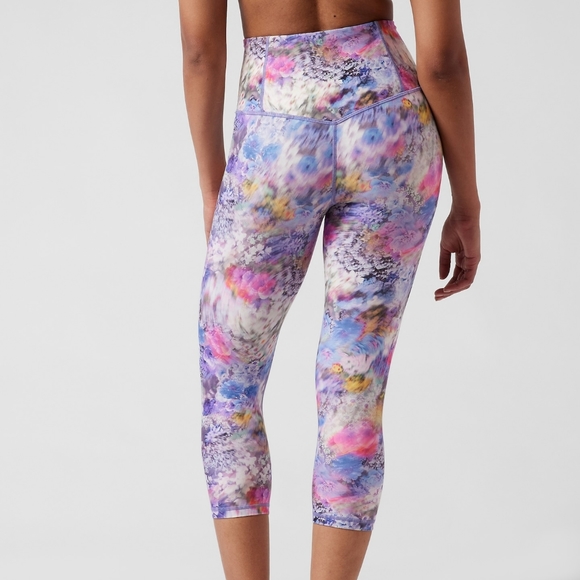 Athleta Elation Capri - Picture 2 of 3